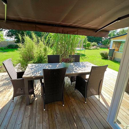 Cosy Cottage By The South Coast Trelleborg Bagian luar foto